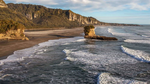 Punakaiki Beach